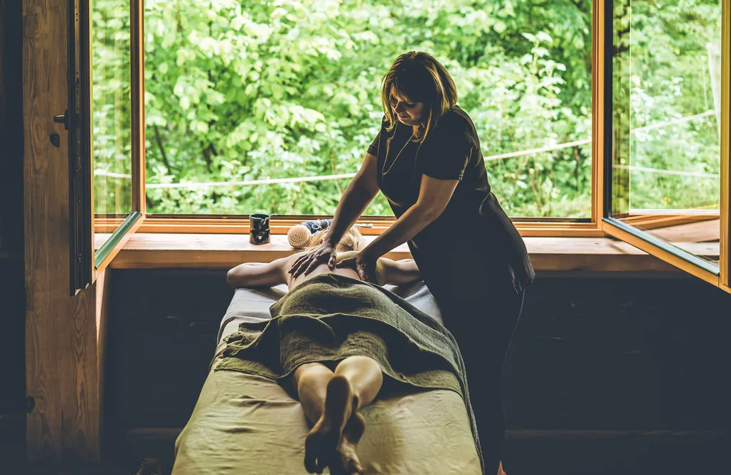 AlohaCamp Domek na Drzewie w Krainie Lessowych Wąwozów 1