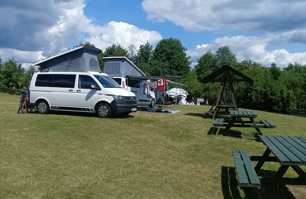 Camping Miejsce kamperowe i namiotowe - Żelazny Most 3