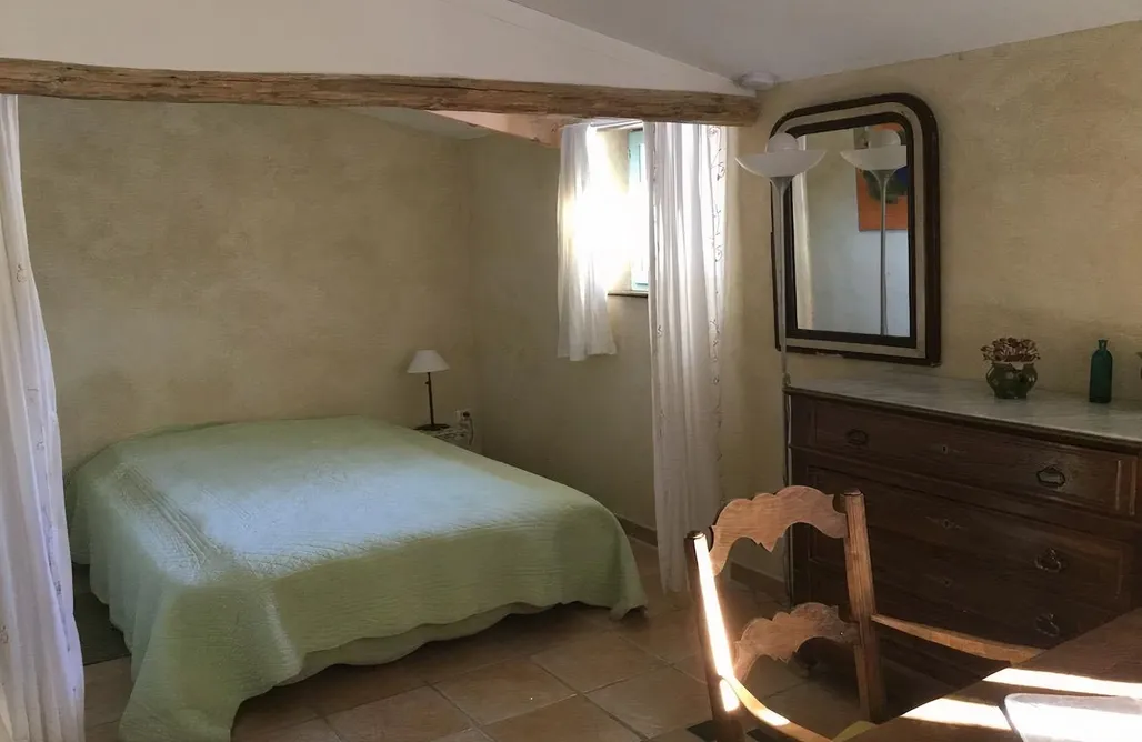 AlohaCamp Gîte de groupe avec piscine en Haute-Provence 2