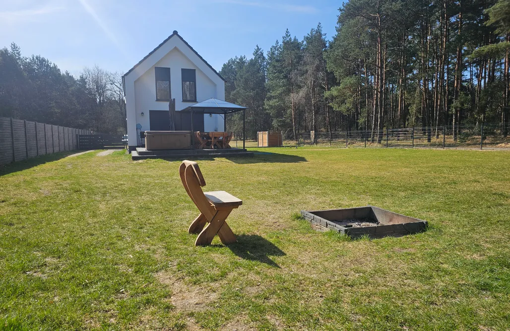 ubytování AlohaCamp Leśny Zakątek Świączyń jacuzzi sauna ognisko 5