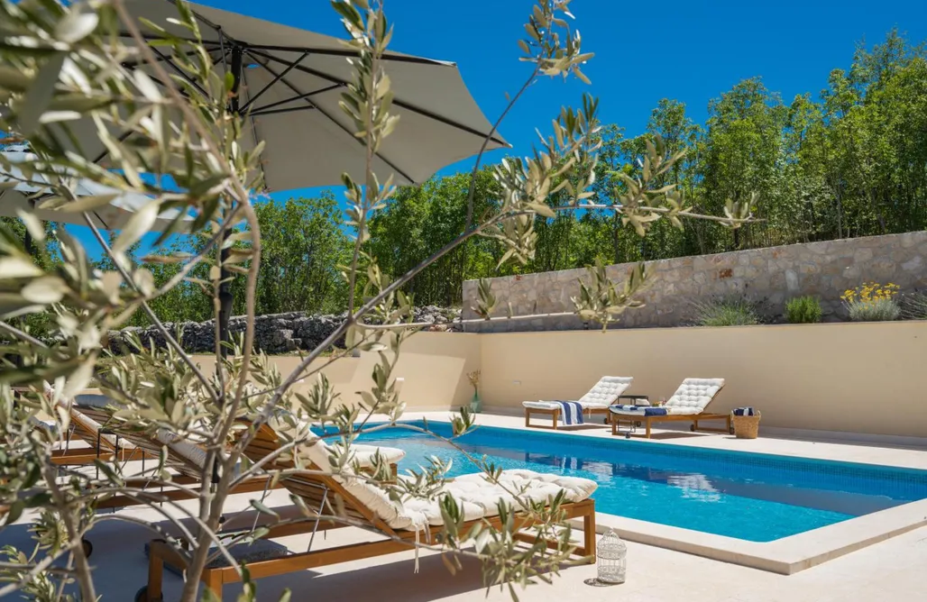 Unterkunft AlohaCamp Unique Villa Pietra with heated private pool 4