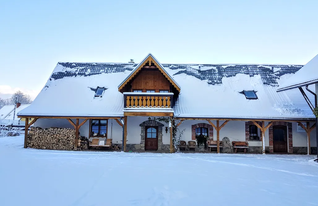 noclegi AlohaCamp Gospodarstwo gościnne Jesionówka 1