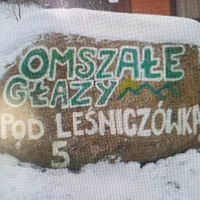 Robert gospodarz Omszałe Głazy - Mossy Rocks 
