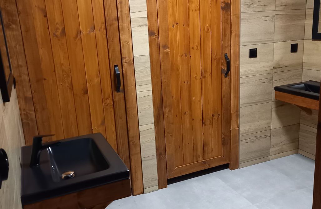 AlohaCamp Pole Biwakowe (namiot, przyczepa, kamper) 3