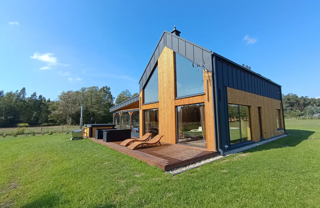 AlohaCamp accommodation Villa Brzezinów  3