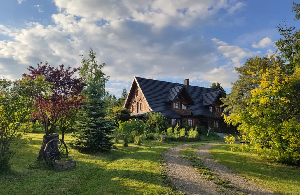 AlohaCamp accommodation Zadnie Łuki Wegetariańska agroturystyka Bieszczady 2