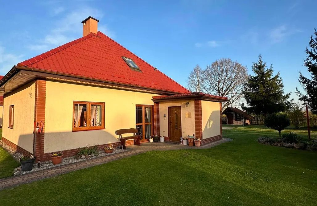 Fotuso House dom nad jeziorem AlohaCamp