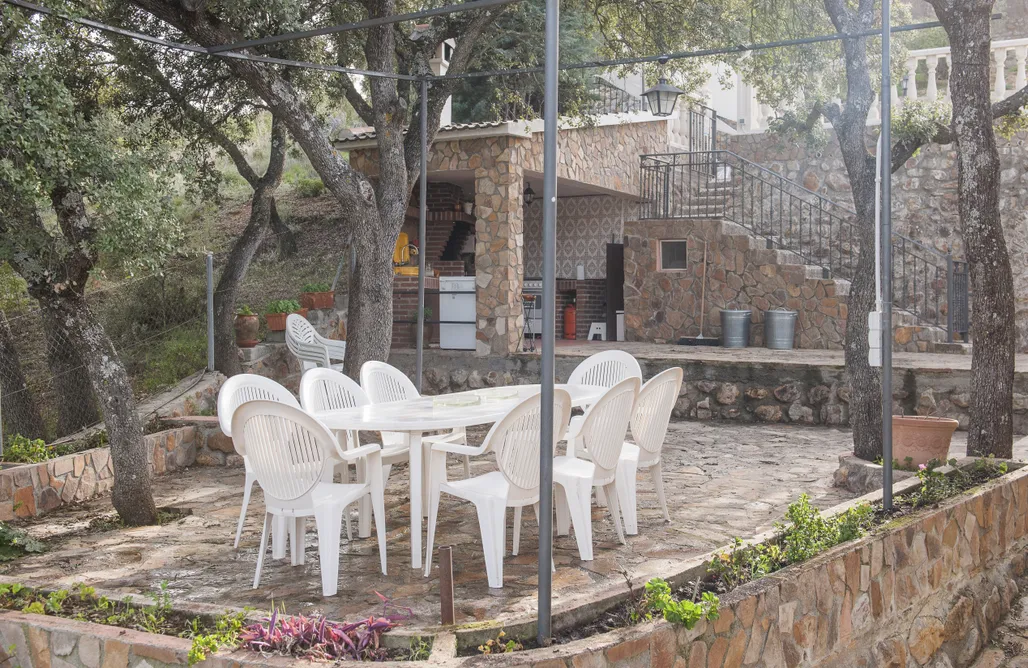 AlohaCamp Casa Rural Río Cedena 1