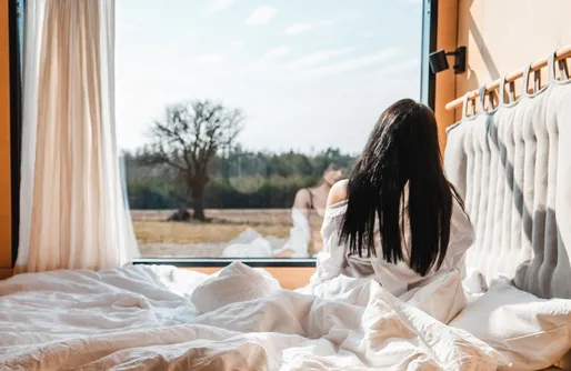 Zdjęcie obiektu UKOI Mikrohotel przy winogronach - Tiny House z podniebnym oknem - Lucimia