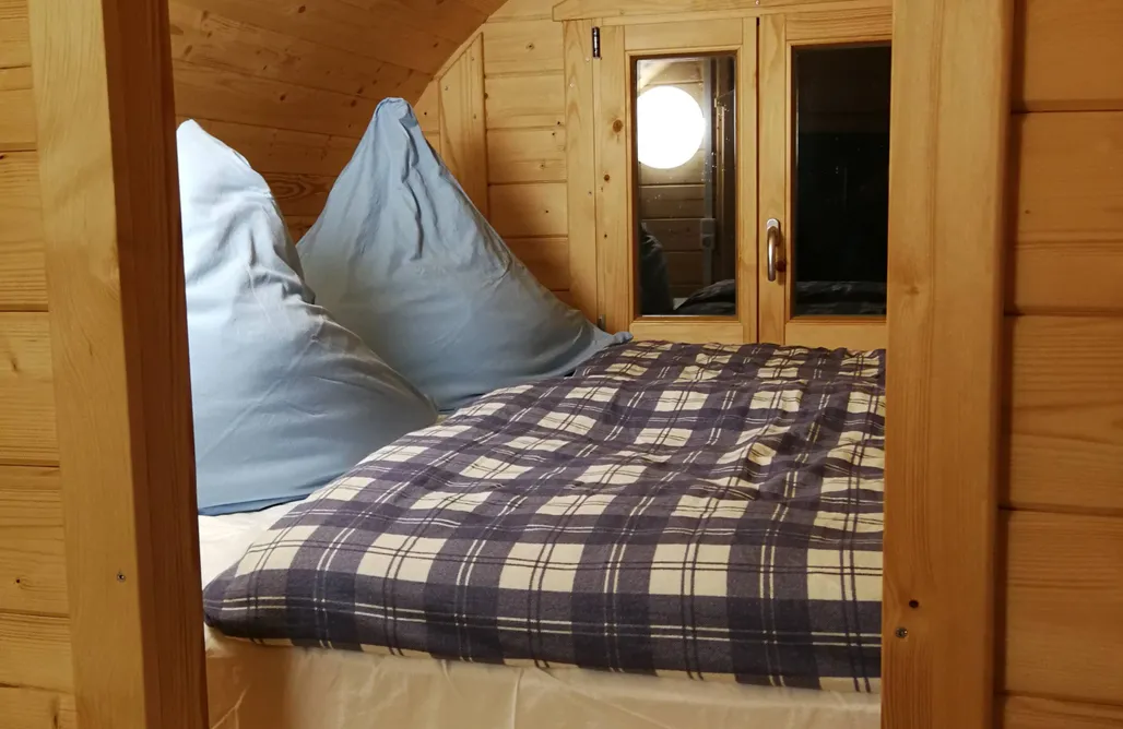 AlohaCamp Peenehof Köppen - Schlaffass "Hannah" 2