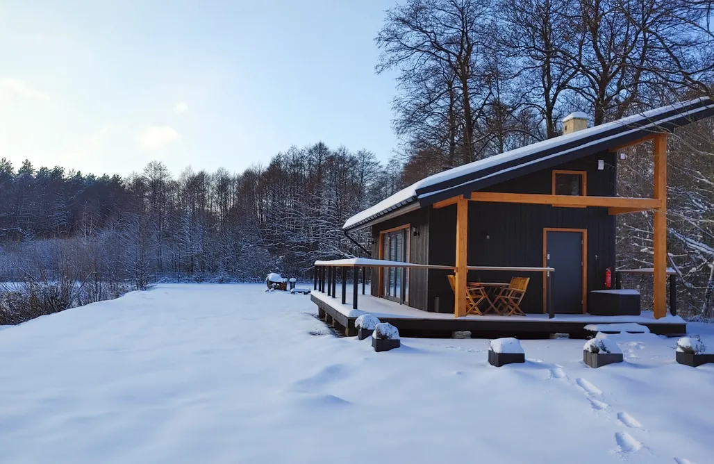 Fajne Wczasy 2 os Domek z balią jacuzzi kominkiem jeden w otoczeniu lasu 2