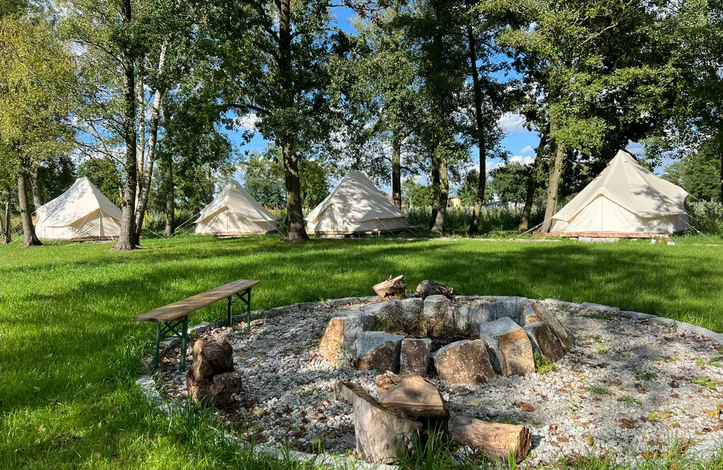 noclegi AlohaCamp Winnica Judyn Glamping 5