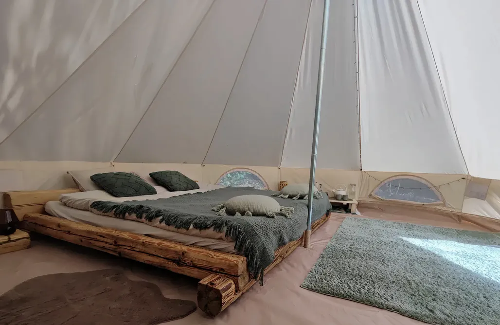 noclegi AlohaCamp Namiot Miłości w Osadzie Przyjaźni 5
