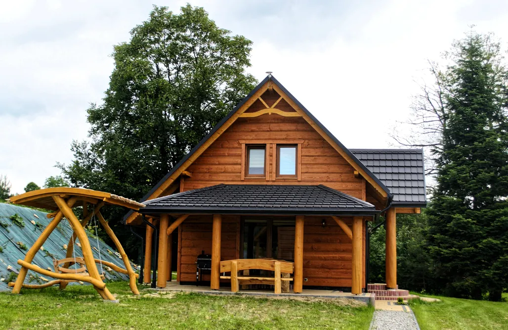 AlohaCamp accommodation Bieszczadzkie Dworki 2