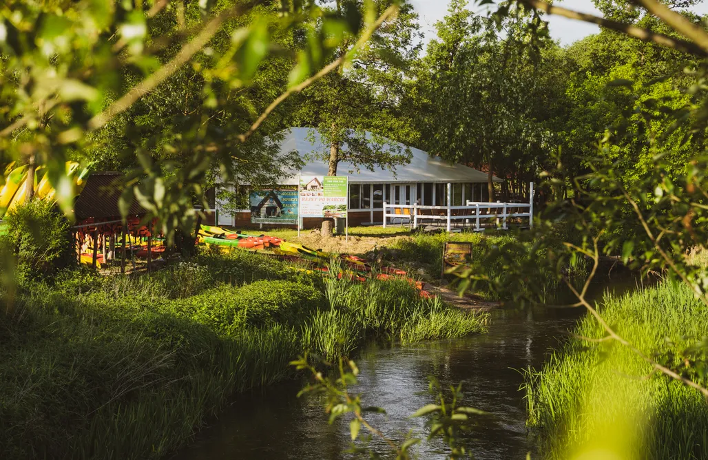 Camping Świnoujście Miejsce kamperowe i namiotowe - Kemping na półwyspie 2