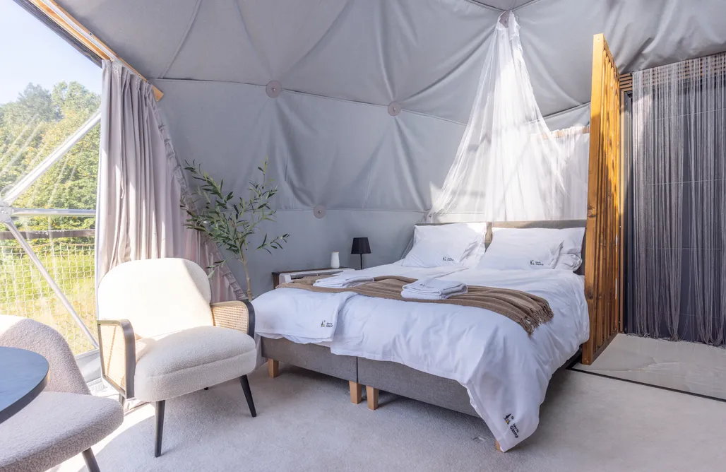 AlohaCamp Zamek Chojnik Glamp 2