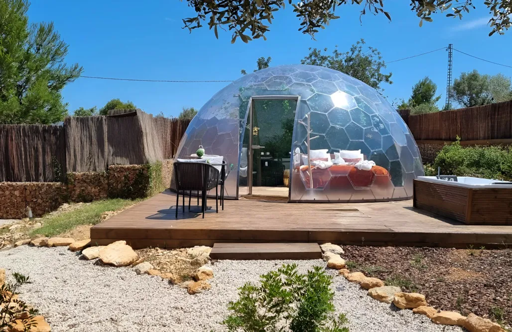 AlohaCamp accommodation Burbuja Gran Olivo 4