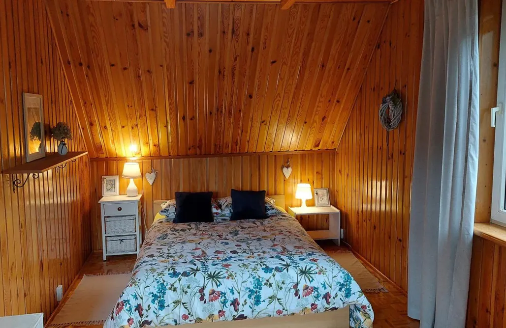 AlohaCamp Domek z dwoma sypialniami 2