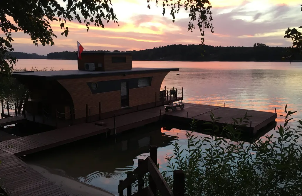 Fajne Wczasy Houseboat Domek Pływajacy 3