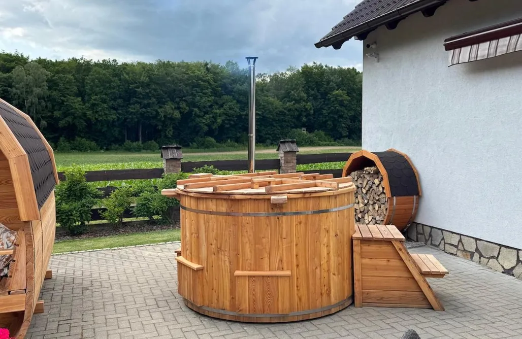 AlohaCamp accommodation Siedlisko Domkowo 1