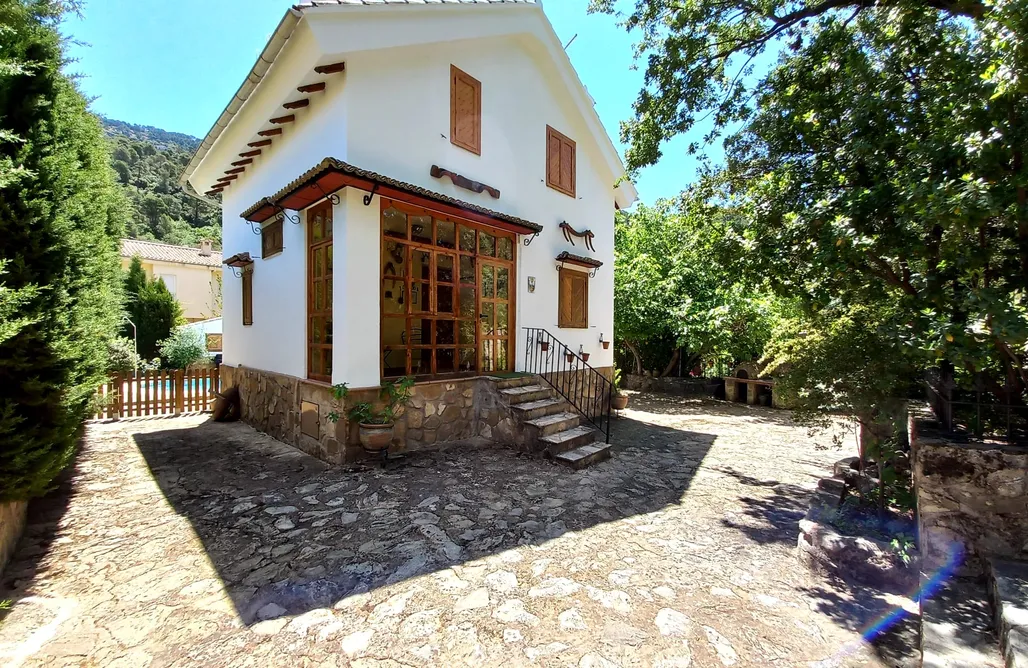 alojamientos AlohaCamp El Refugio de Goriz 1