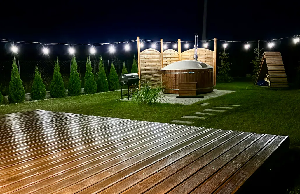 Bogusze noclegi Laski Lake Mazury - domek z balią blisko jeziora 1