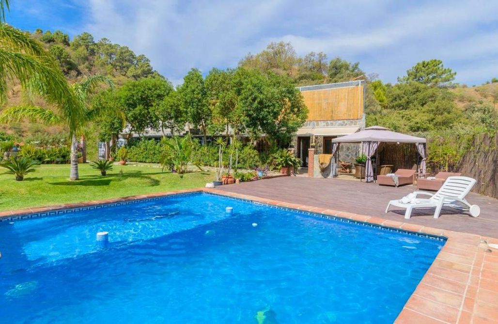 AlohaCamp accommodation Casa Rural - Ana 2