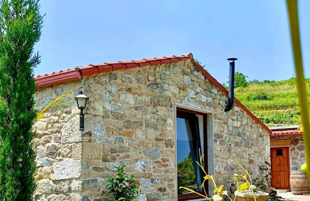 Cave House Spain Casiña Raíz Entre viñas y cielo Ribeira Sacra 2