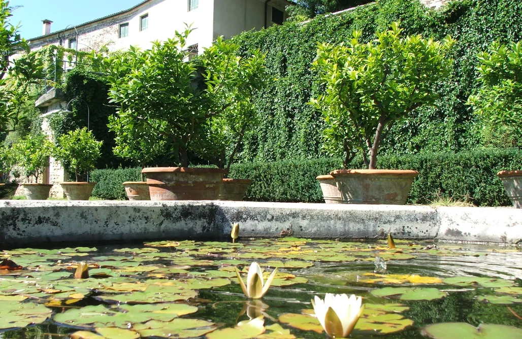 AlohaCamp accommodaties Castello di Barbarano 4