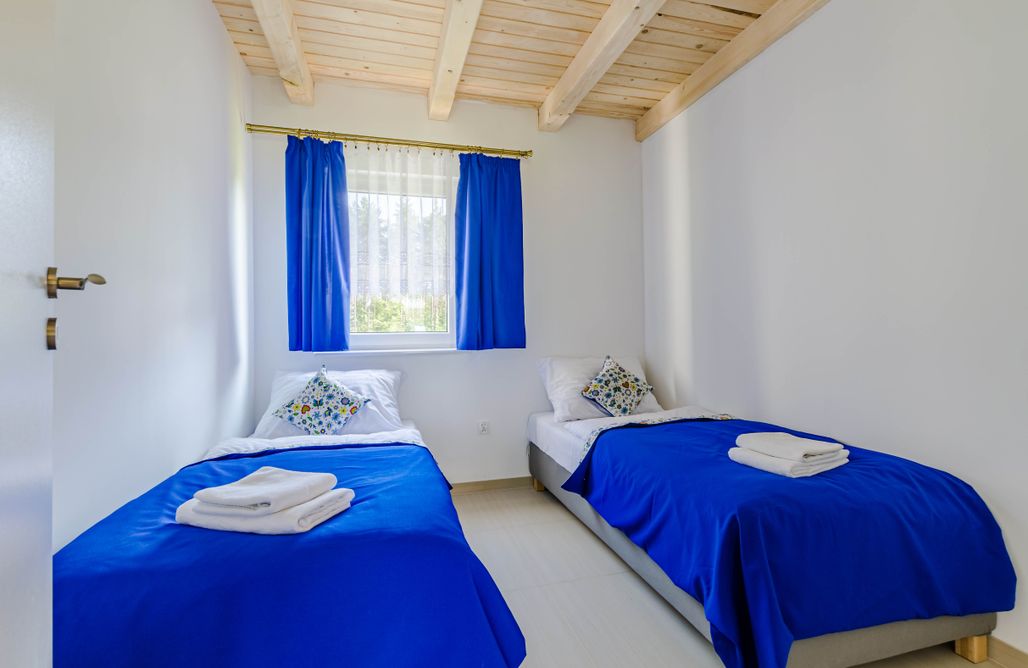 AlohaCamp Domek u Źródła Raduni 3