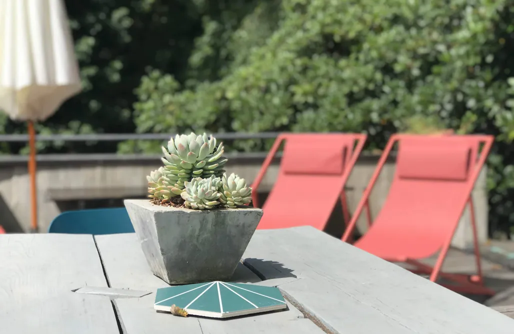 Hanfbachhaus Retreat mit Panorama Sauna, Yoga Raum, Kamin, Wald, Bach & Wohnwagen AlohaCamp