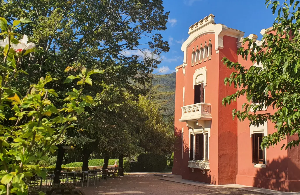 AlohaCamp accommodation Hotel can Garay 4