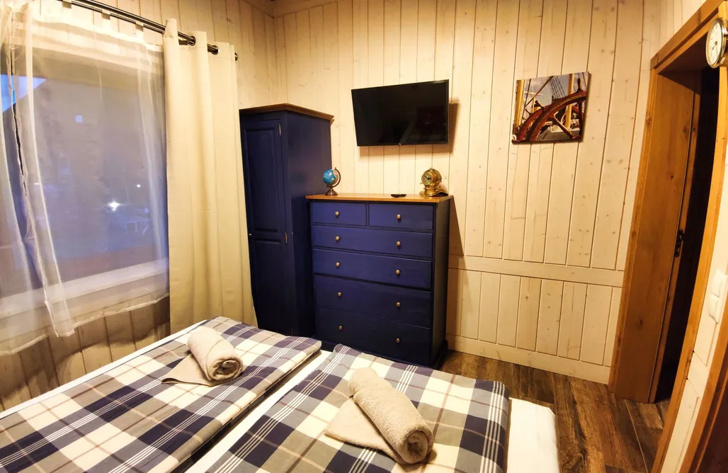 AlohaCamp Domek z 2 sypialniami 3