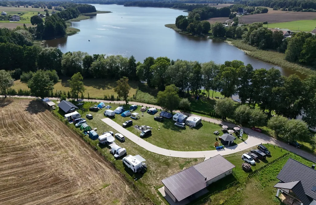 Pole Namiotowe Stegna Miejsce kamperowe i namiotowe - LolCamp  2