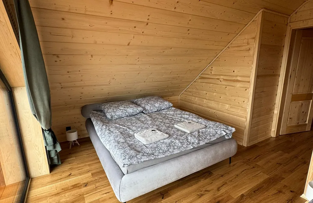 AlohaCamp Domek mniejszy (8 os.) 2