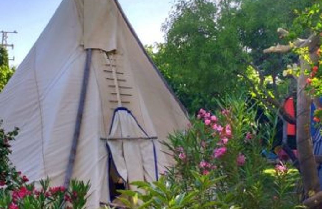 AlohaCamp accommodation The Nomad Xperience - Tipi 2