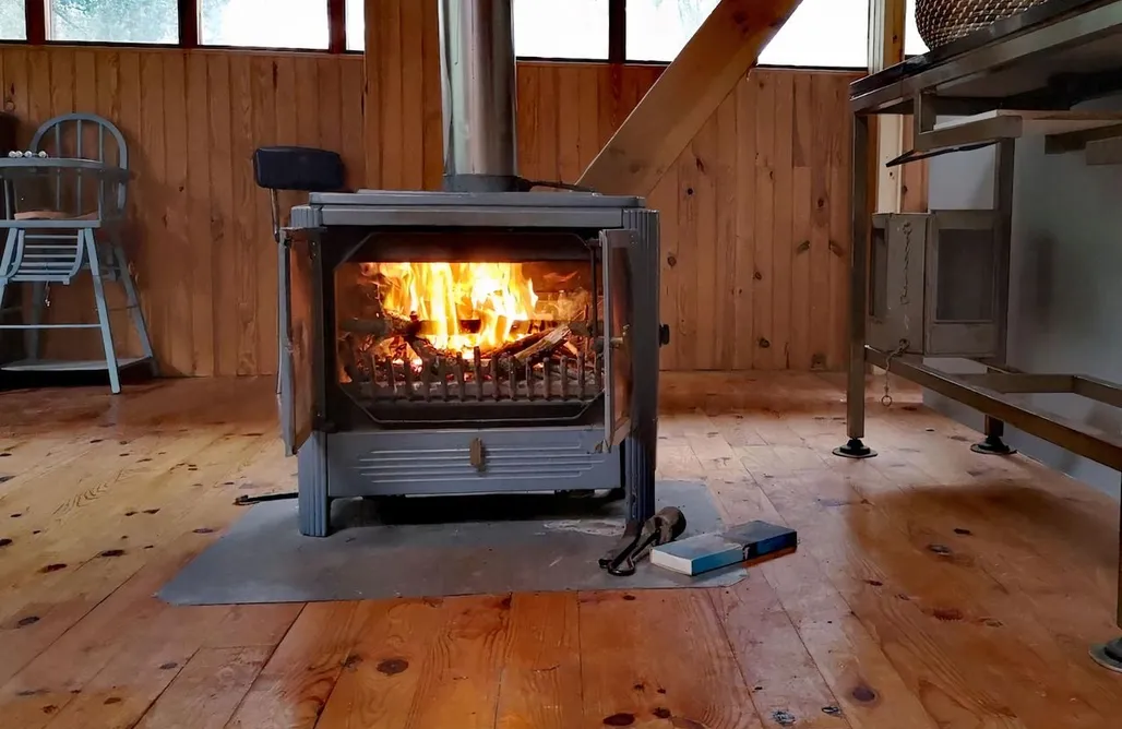 AlohaCamp Grange Atypique 1