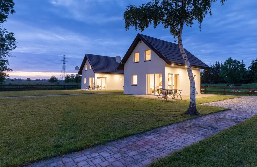 noclegi AlohaCamp Domki nad morzem w Lędzinie 1