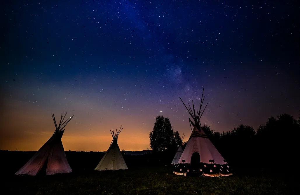 AlohaCamp accommodation Fort Wapiti Wioska Indiańska 3