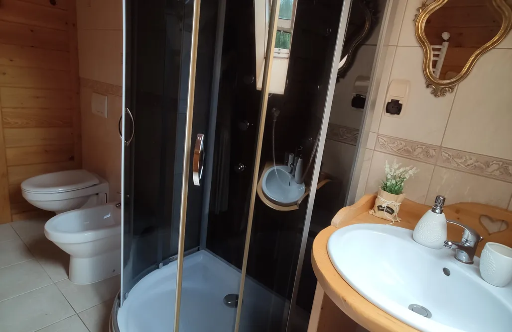 AlohaCamp Pokój Retro 4