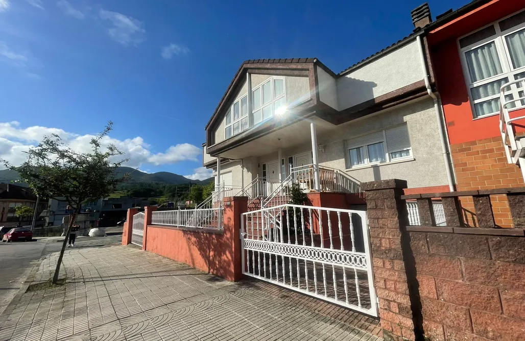 Glamping Spagna Casa Trasgu Infiesto 2