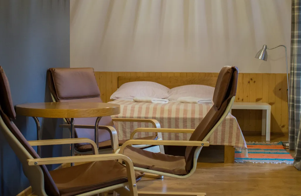 AlohaCamp Pokój potrójny z prysznicem 2