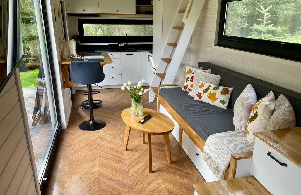 AlohaCamp Tiny Silent House River 3