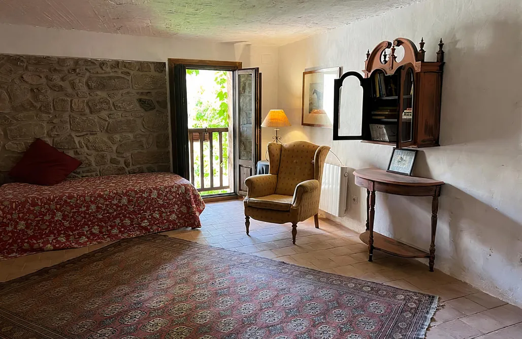 AlohaCamp Chalet de cuatro dormitorios y baños independientes, salon, piscina, barbacoa y cocina completa. 2