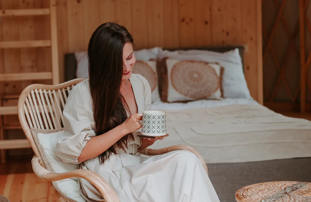 AlohaCamp accommodation Jurta w Dolinie Sanu 1