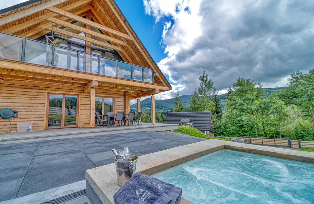 Pine Tree Chalet | Widok na Babią Górę AlohaCamp