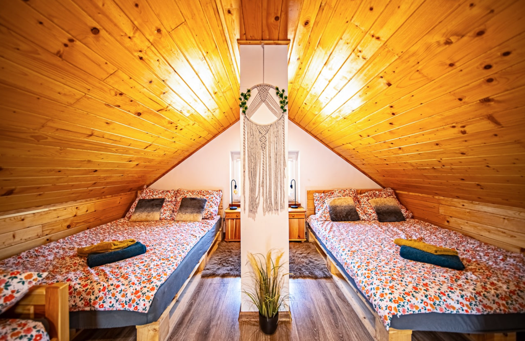 AlohaCamp Domek Wilk 2