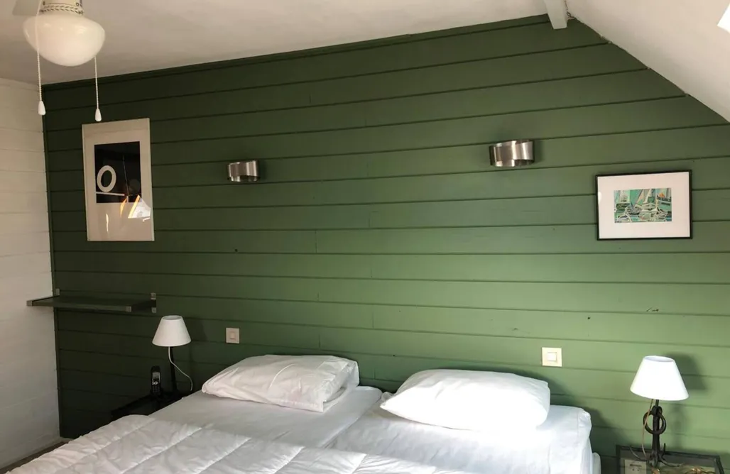 AlohaCamp Les Pomeroles panoramic view and pool. 3