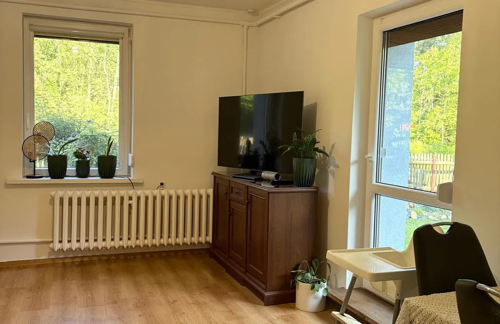 AlohaCamp Moda na Mioda - Dom w lesie 3