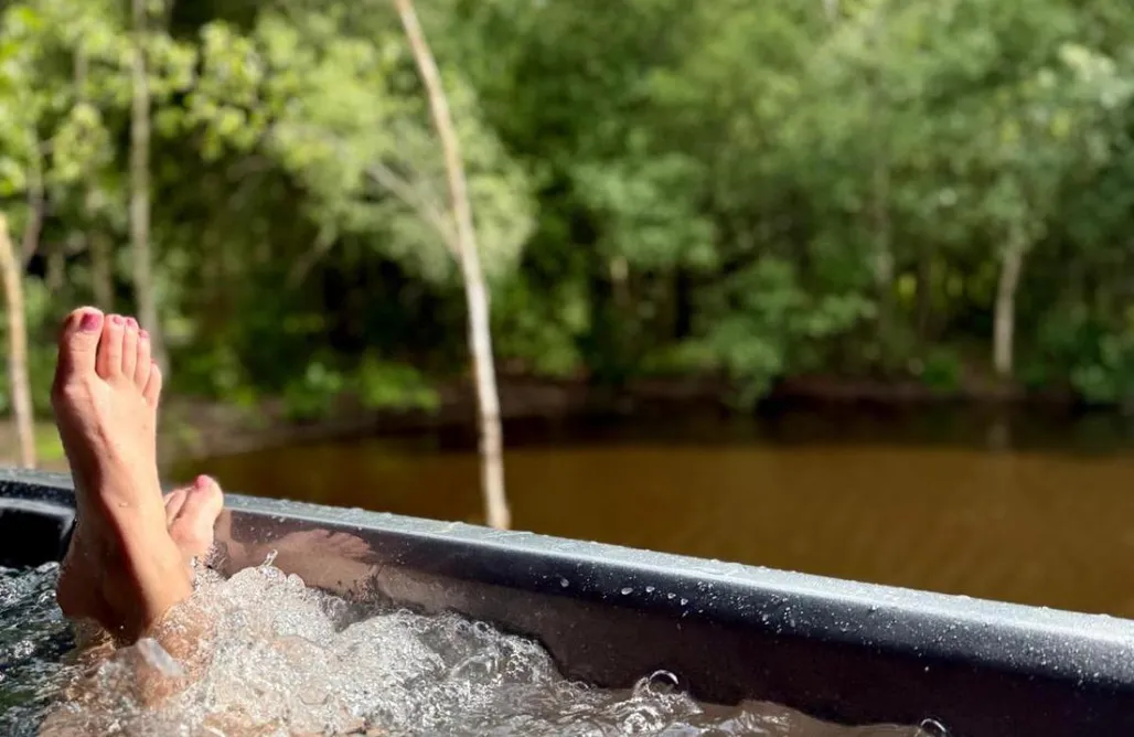 AlohaCamp accommodation Schlaffass Natursee-Chalet 5